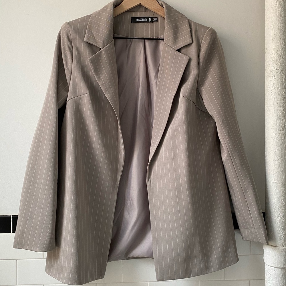 Misguided - Gray with White Stripes Blazer